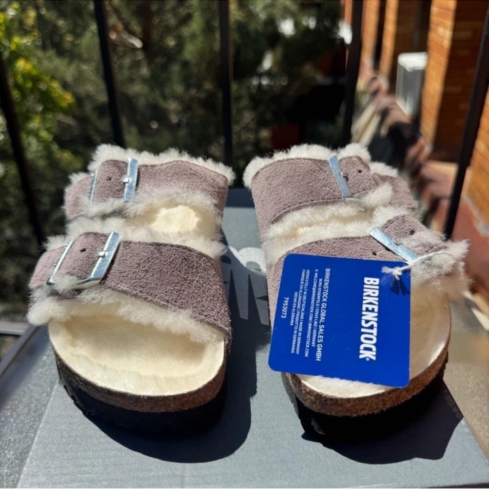New Birkenstock Arizona Shearling Sandals Slides Purple Sherpa Purple Suede 39 - Picture 4 of 12